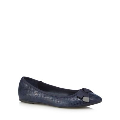 Navy texture snakeskin-effect bow applique flat slip-on shoes